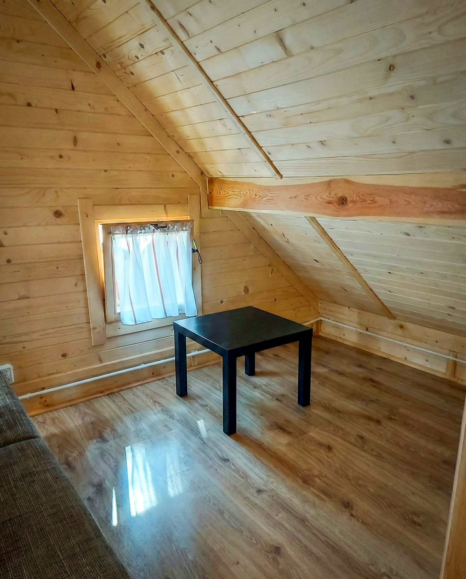 Twoja przytulna sypialnia na piętrze